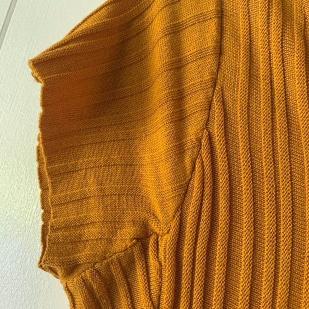Torrid Mustard Yellow Sweater Knit Fluted Skater Dress Size:1X - Picture 6 of 8